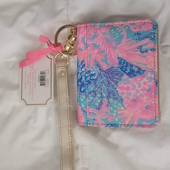 Lilly Pulitzer credit card and ID case with wristlet, and key ring. - Picture 2 of 3